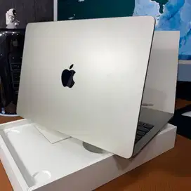Macbook Air M2 8/256GB 13inch 2022 Starlight