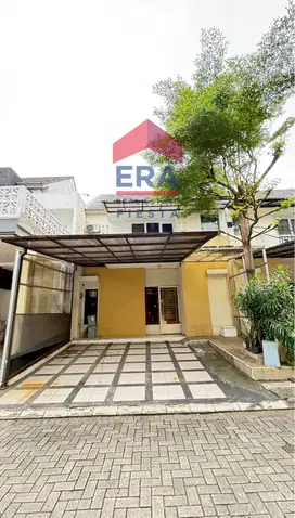 Rumah 2 Lantai Premier Park 2 Di Modernland Sudah Full Renovasi