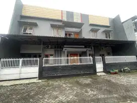 Rumah Kost 2 Lantai Full Penghuni Ngomset di Perum Permata Wiyung, Sby
