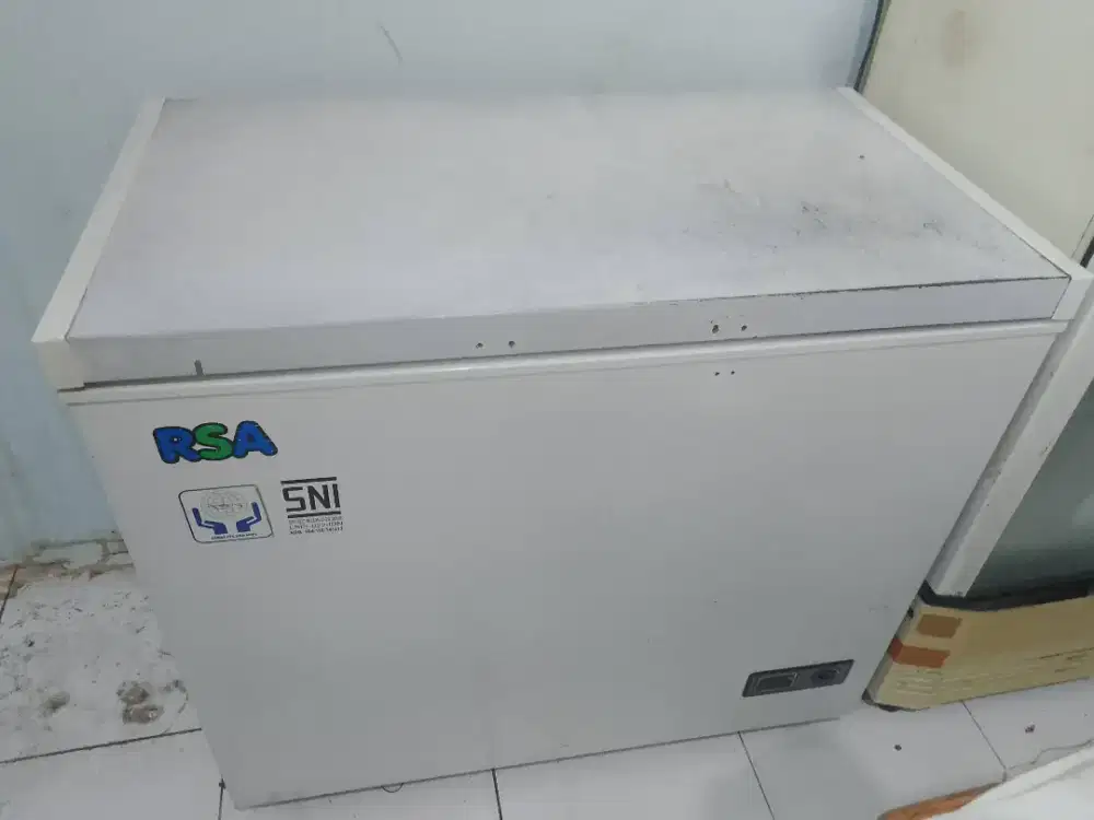 Jual freezer RSA UK.200 liter