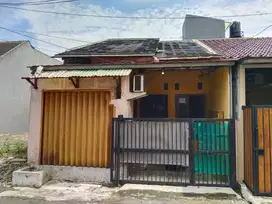 Dijual rumah dukuh zamrud mustika jaya murah