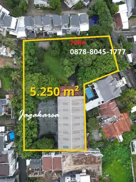 Rumah Taman dan Tennis Court di Jl. Utama, Jagakarsa, Jakarta Selatan