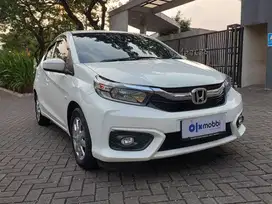 DP MURAH Honda Brio Satya 1.2 E Bensin-AT 2023 Putih CROAB