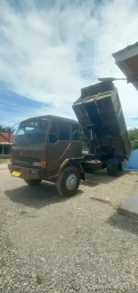 Damp truk Fuso engkel 1995