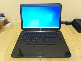 Laptop HP 14 D004AX Numerik Ram 4gb second