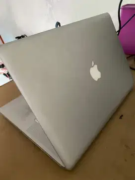 Macbook Pro Apple (2012) RAM 16 SSD 512 VGA 1,5 dual