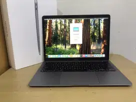 MacBook Air M1 13-Inch 8/256 Gb IBOX Garansi ON