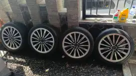 Velg dan ban mobil R17 ring 17 pcd 4x100 dan 4x114