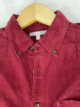 Kemeja Uniqlo Corduroy Pria Maroon