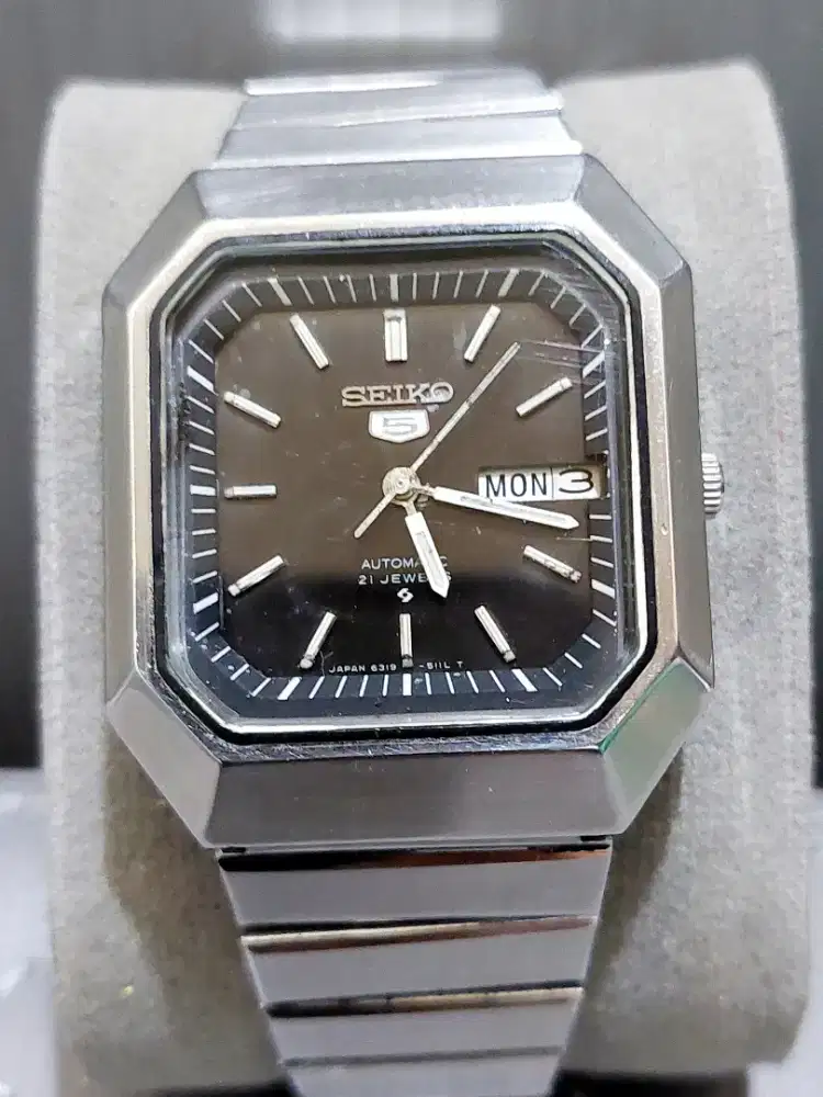 Jam tangan vintage seiko 5 automatich 1970