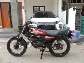 Yamaha RX KING 2003 Black, plat B Jaktim