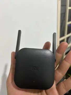 Extender Xiaomi MI Wi-Fi PRO 300Mbps (Penguat Sinyal Wi-Fi)
