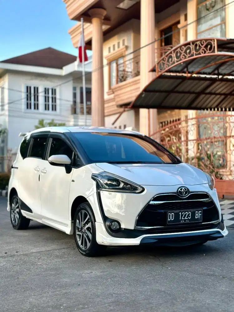 Toyota Sienta Q Matic 2017