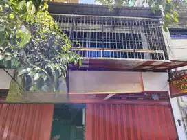 DISEWAKAN Bangunan KOMERSIAL, cocok untuk buka toko