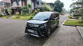 TOYOTA VOXY 2019 ISTIMEWA
