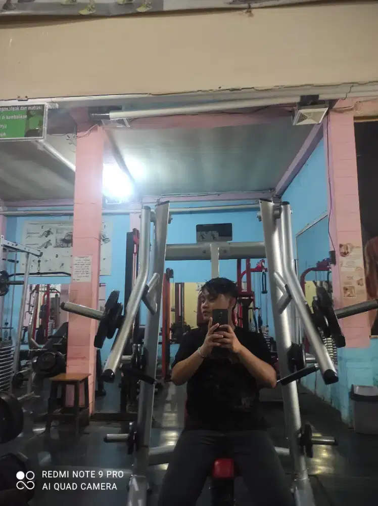 Cari pekerjaan apa saja yg penting halal