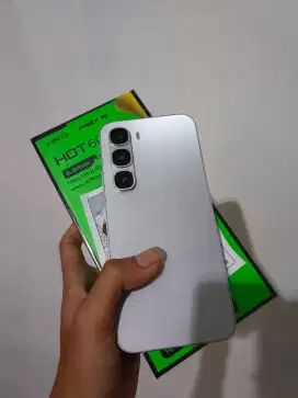 Infinix Hot 60 Pro 8+8/128GB