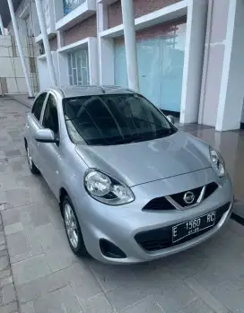 Nissan march istimewa km rendah