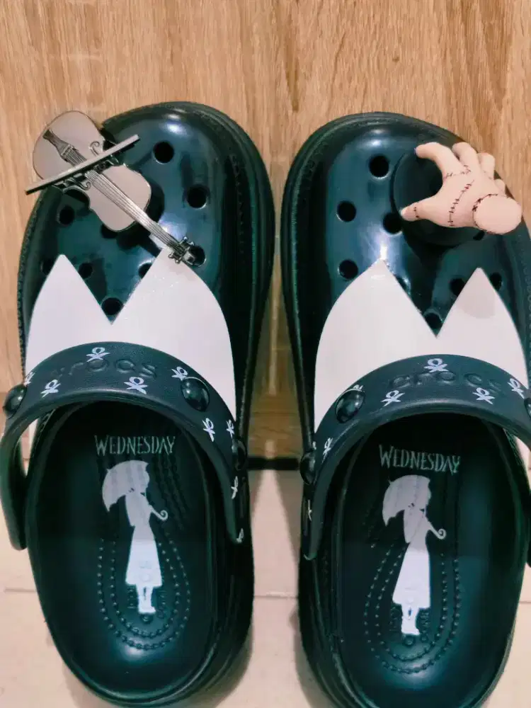 CROCS SPESIAL WEDNESDAY NEW