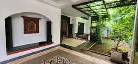 Dijual Cepat Rumah Cantik di Cinere
