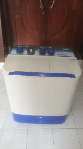 Mesin Cuci Normal Merk AQUA, 7,5KG no minus