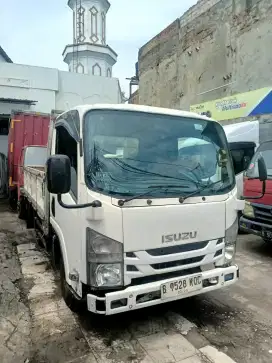 Isuzu elf GIGA NLR55T ps100 engkel bak 3way 2018