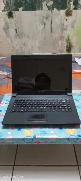 Laptop Lenovo B490