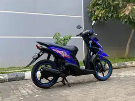 Honda Beat Karbu tahun 2011, warna biru, limited edition