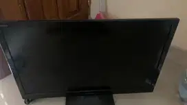 Tv led sharps 24 inch belom digital
