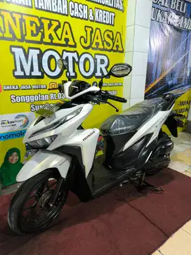 Vario 125 CBS ISS 2022 AJM