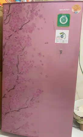 DIJUAL KULKAS SHARP 1 PINTU. Belum pernah diservice.