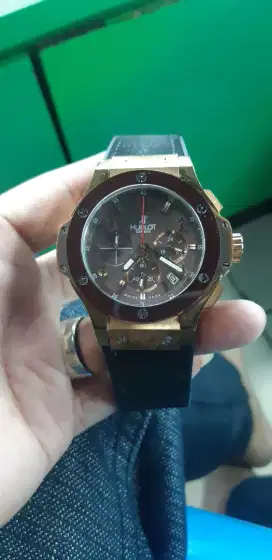 Jam hublot pria krono baterai