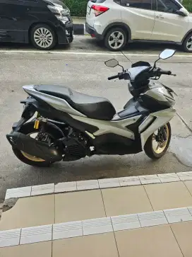 Dijual aerox keyless abs 2024 silver