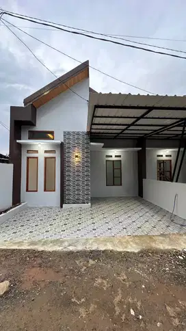 Rumah minimalis harga cash siap huni strategis