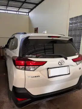 Toyota Rush 1.5 G Manual