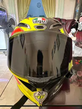 Agv pista edisi 20 tahun rossi sun and moon (soleluna)