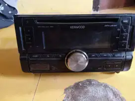 tape mobil bekas