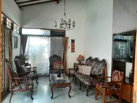Dijual Cepat !!! Rumah Kost sayap Buahbatu, cocok buat investasi.