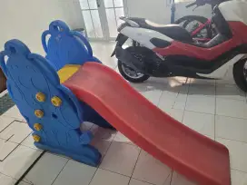 Perosotan Plastik Anak
