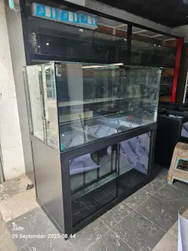 Aquarium dan lemari fullset 150 x 70 x 70
