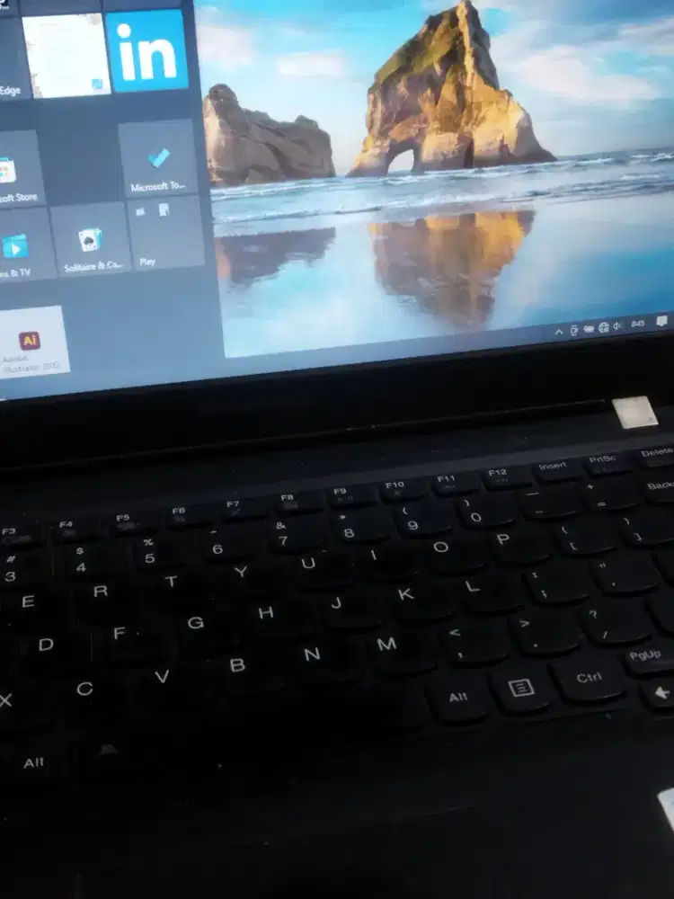 Laptop lenovo core i3 gen5