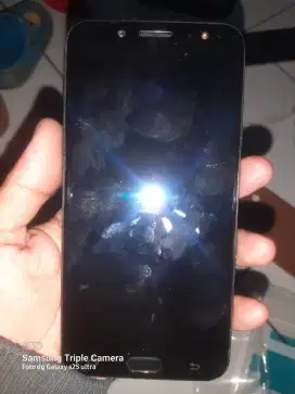 Samsung j7 plus