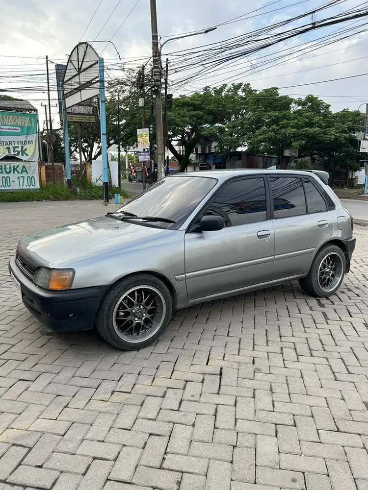 Starlet kapsul 1992