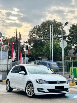 CASH VW Golf 1.5 MK7 CBU 2014 Fresh Condition