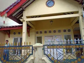DIJUAL RUMAH STRATEGIS DAERAH JATIKRAMAT, PONDOKGEDE, Bekasi