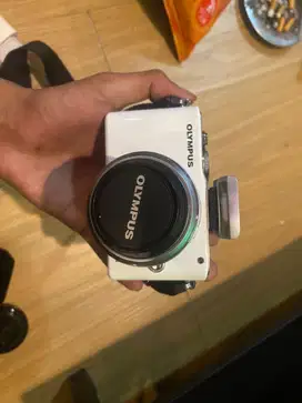 OLYMPUS LITE PL-3 mirrorless