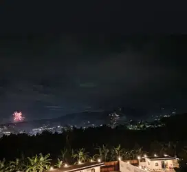 Villa puncak lux dijual cepat!