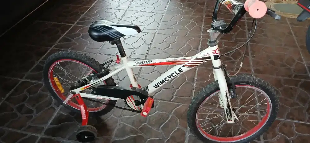 Sepeda Anak Wimcycle Putih Mulus voltus 18