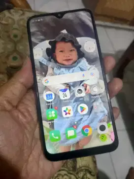 Oppo A5s.. 3/32.. hrg murrah ja gaess