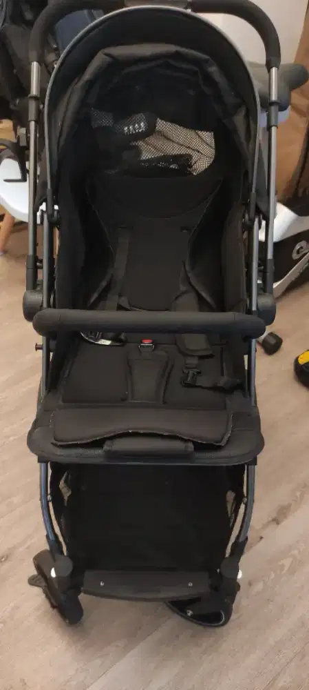 Baby stroller pacific